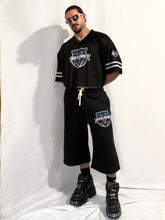 Load image into Gallery viewer, Panther Relaxed Drawstring 3/4 Sweatpants
